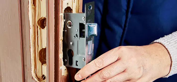 Garage Door Lock Replacement Altoona